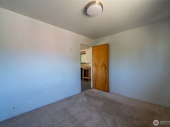 8723 7th Avenue S, Seattle WA 98108