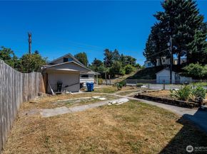 8723 7th Avenue S, Seattle WA 98108