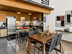 1812 19th Avenue 306, Seattle WA 98122