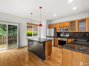 21270 40th Way S, SeaTac WA 98198