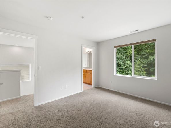 21270 40th Way S, SeaTac WA 98198