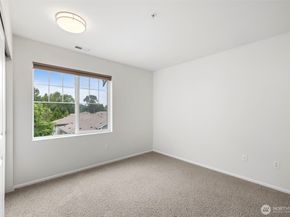 21270 40th Way S, SeaTac WA 98198