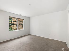 21270 40th Way S, SeaTac WA 98198