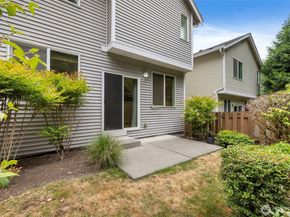 21270 40th Way S, SeaTac WA 98198