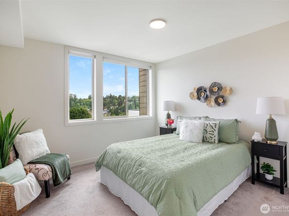140 26 Avenue E, Seattle WA 98112