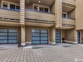 140 26 Avenue E, Seattle WA 98112