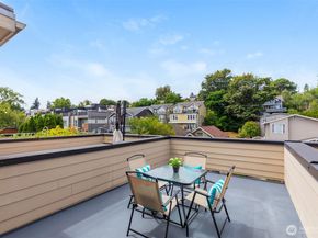 140 26 Avenue E, Seattle WA 98112