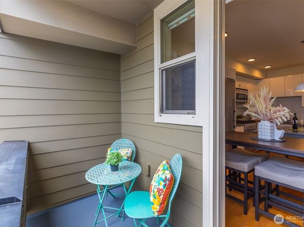 140 26 Avenue E, Seattle WA 98112