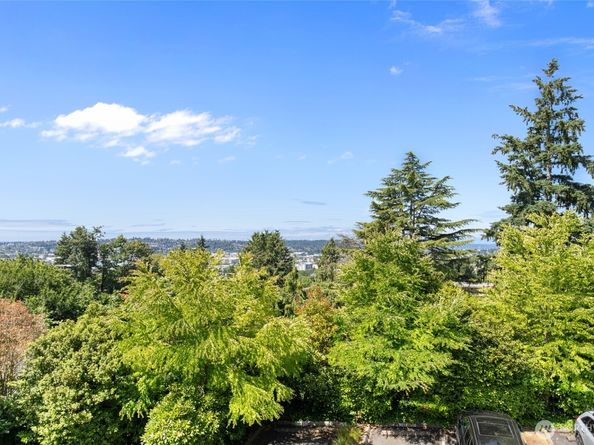 101 NW 58th Street 10, Seattle WA 98107