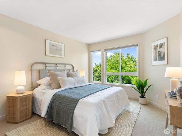 101 NW 58th Street 10, Seattle WA 98107