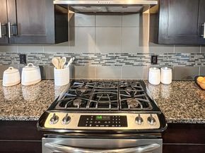 826 SW 96th Place, Seattle WA 98106