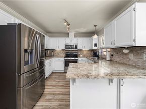 3288 NW Happy Hollow Lane, Silverdale WA 98383