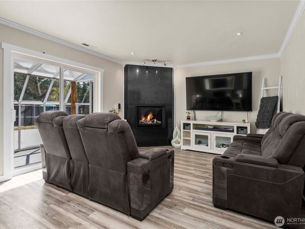 3288 NW Happy Hollow Lane, Silverdale WA 98383