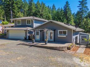 3288 NW Happy Hollow Lane, Silverdale WA 98383
