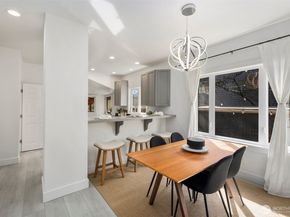 4642 Eastern Avenue N, Seattle WA 98103