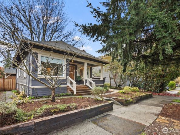 4642 Eastern Avenue N, Seattle WA 98103