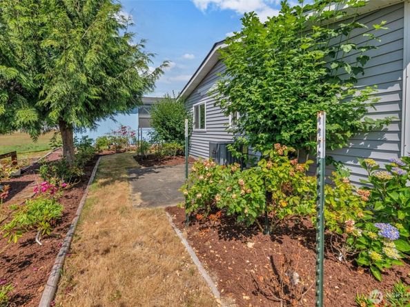 32820 20th Avenue S 35, Federal Way WA 98003