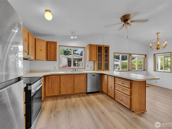 32820 20th Avenue S 35, Federal Way WA 98003