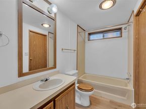 32820 20th Avenue S 35, Federal Way WA 98003