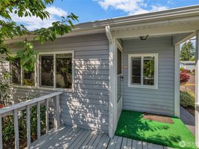 32820 20th Avenue S 35, Federal Way WA 98003