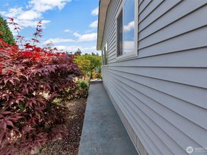 32820 20th Avenue S 35, Federal Way WA 98003