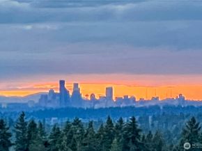 16709 168th Terrace SE, Renton WA 98058