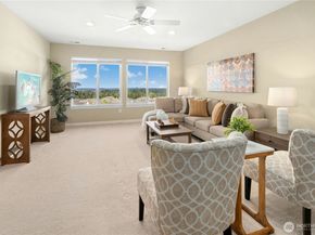 16709 168th Terrace SE, Renton WA 98058
