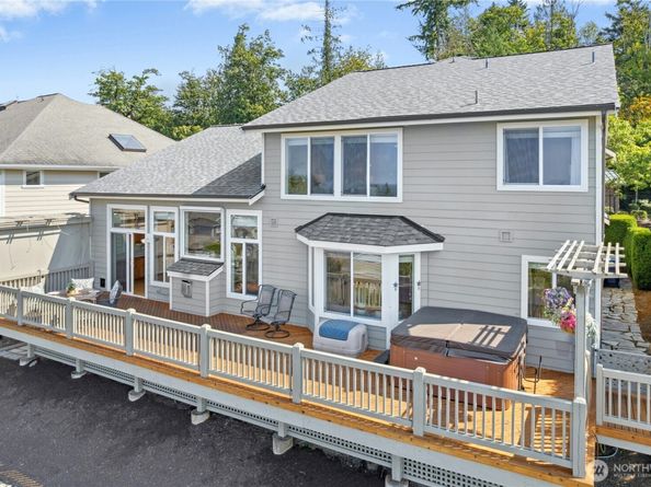 16709 168th Terrace SE, Renton WA 98058