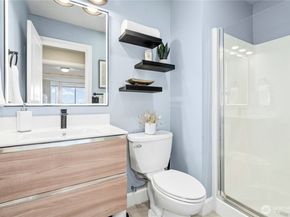 16709 168th Terrace SE, Renton WA 98058
