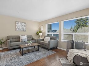 11344 NE 67th Street A1, Kirkland WA 98033