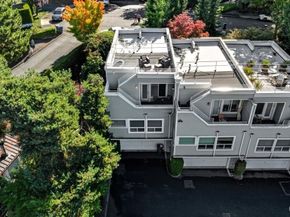11344 NE 67th Street A1, Kirkland WA 98033