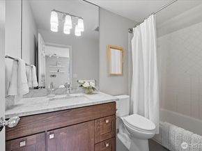 11344 NE 67th Street A1, Kirkland WA 98033