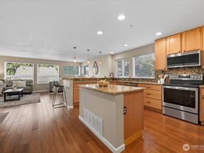 11344 NE 67th Street A1, Kirkland WA 98033