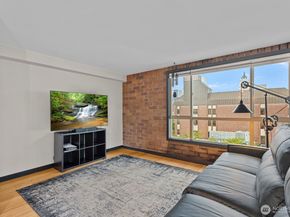 905 Cherry Street 601, Seattle WA 98104