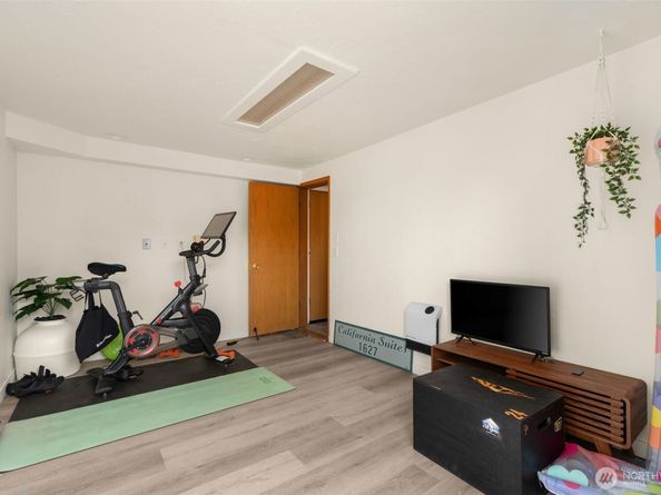 1627 California Avenue SW 1, Seattle WA 98116