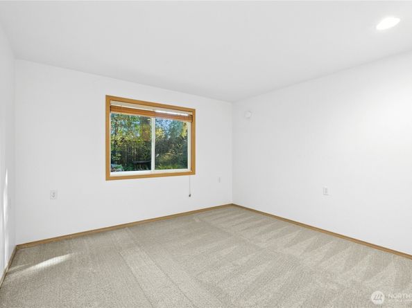 14348 Wallingford Avenue N, Seattle WA 98133