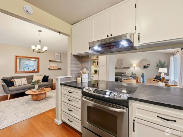 14201 60th Avenue SE, Everett WA 98208