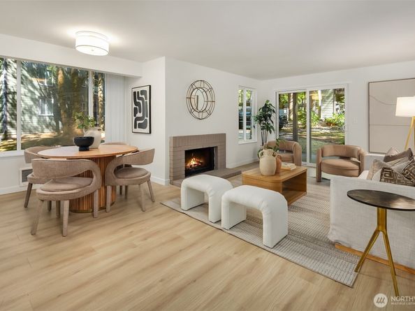 14415 NE 30th Place 22A, Bellevue WA 98007