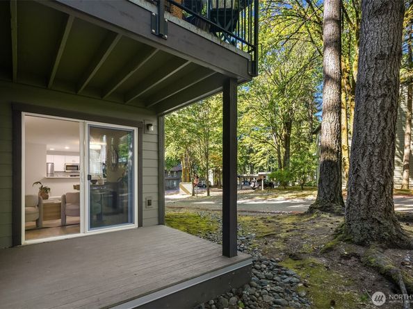 14415 NE 30th Place 22A, Bellevue WA 98007