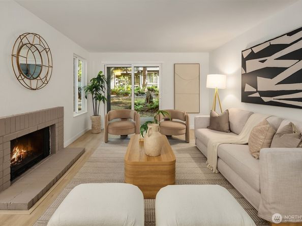14415 NE 30th Place 22A, Bellevue WA 98007