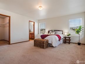 2755 SW Jabirin Way, Port Orchard WA 98367