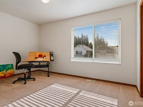 2755 SW Jabirin Way, Port Orchard WA 98367