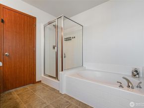 2755 SW Jabirin Way, Port Orchard WA 98367