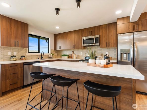 406 S 144th Street, Burien WA 98168