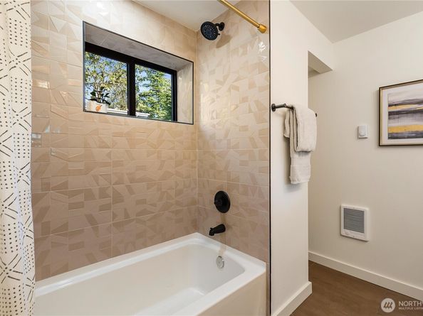 406 S 144th Street, Burien WA 98168