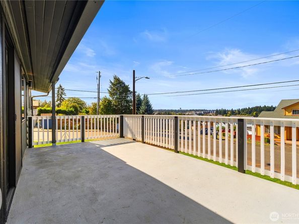 406 S 144th Street, Burien WA 98168