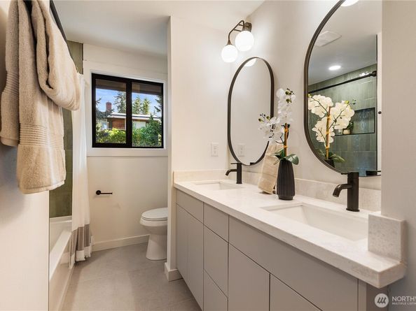 406 S 144th Street, Burien WA 98168