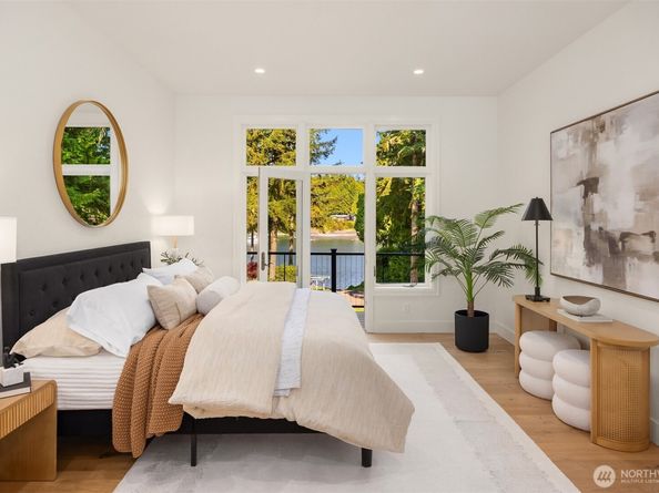 11710 Arrow Point Drive NE, Bainbridge Island WA 98110