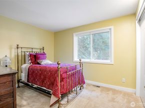 30402 12th Avenue SW, Federal Way WA 98023