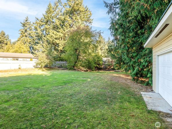 30402 12th Avenue SW, Federal Way WA 98023